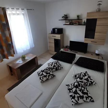 Lägenhet Apartment *